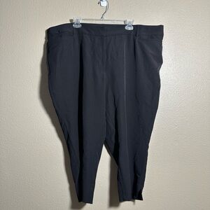 EVRI Classic Black Dress capris